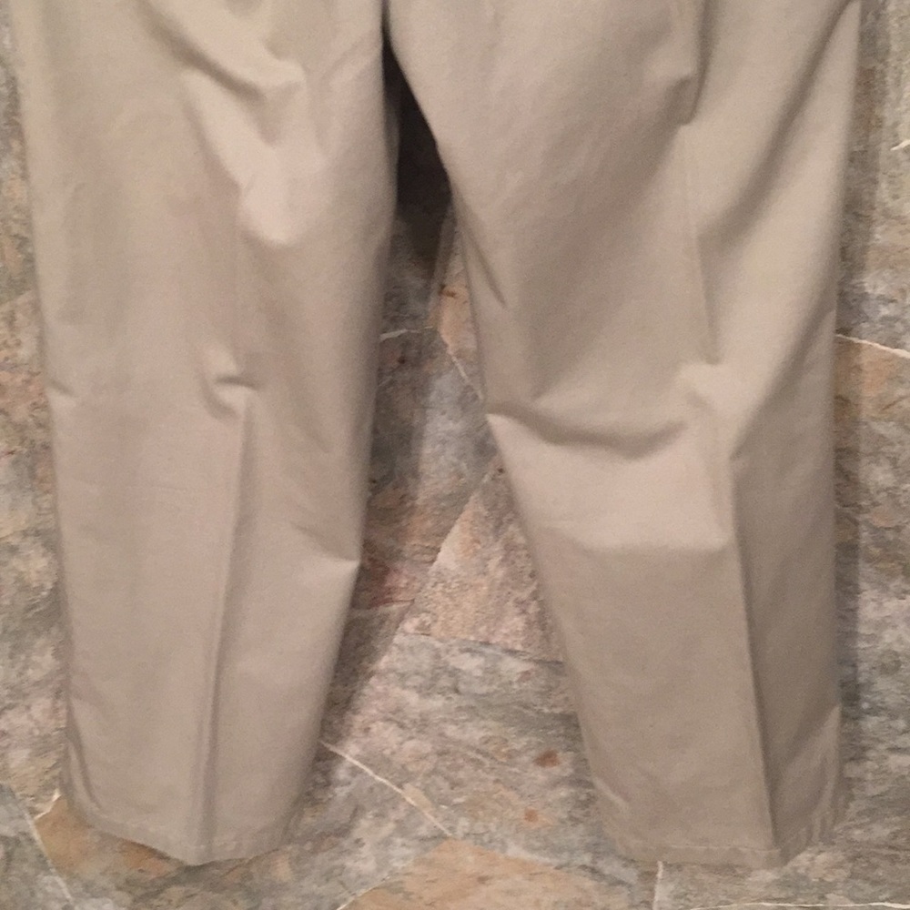 Dockers pleated relaxed fit 33×30 - Picture 7 of 8